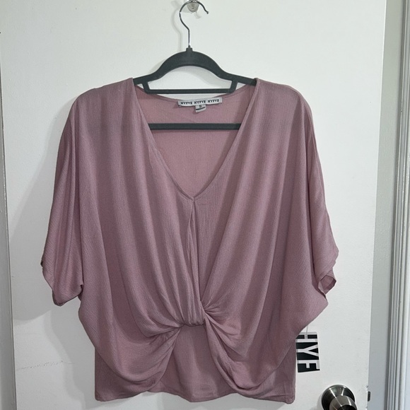 Hyfve Twisted Hem Top NWT - Picture 4 of 7